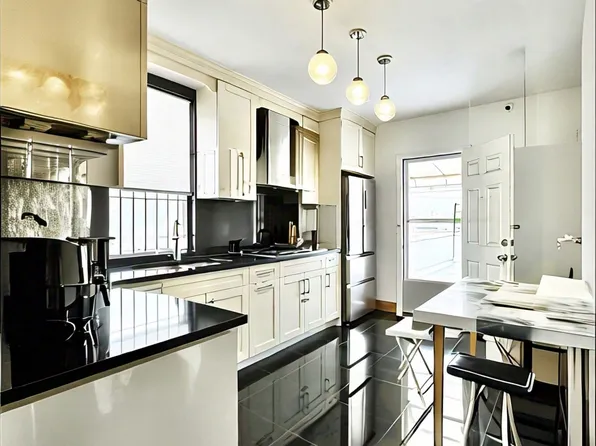 48-09 69th Street image 2 of 7