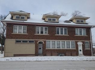 3901 N Port Washington Ave #3903, Milwaukee, WI 53212