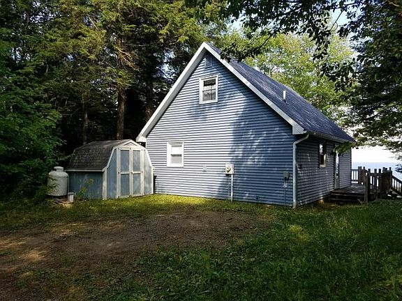 2nd image of 7832 N Tahquamenon Trl