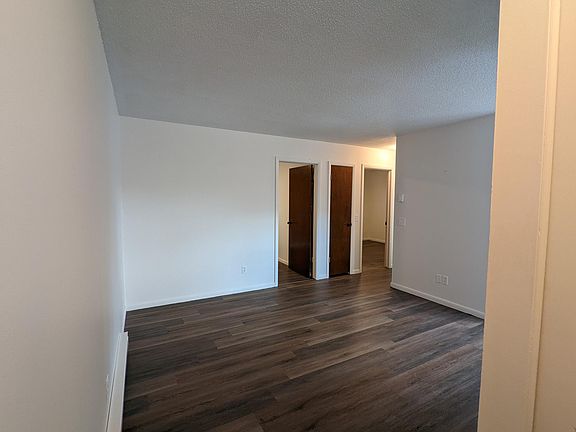 3rd image of 244 Tioga Ave #244