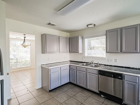 5th image of 18330 Brenwood Manor Dr