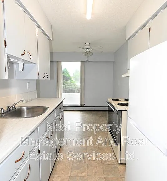879 Johnson St #101 — Photo 3