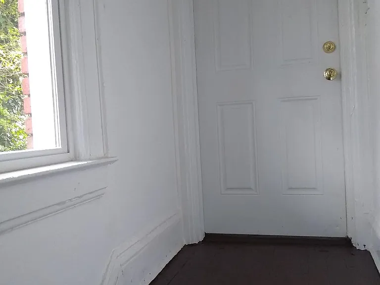 1632 Virginia St E #7 — Photo 6
