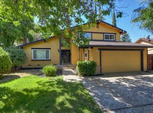 8160 La Riviera Dr, Sacramento, CA 95826