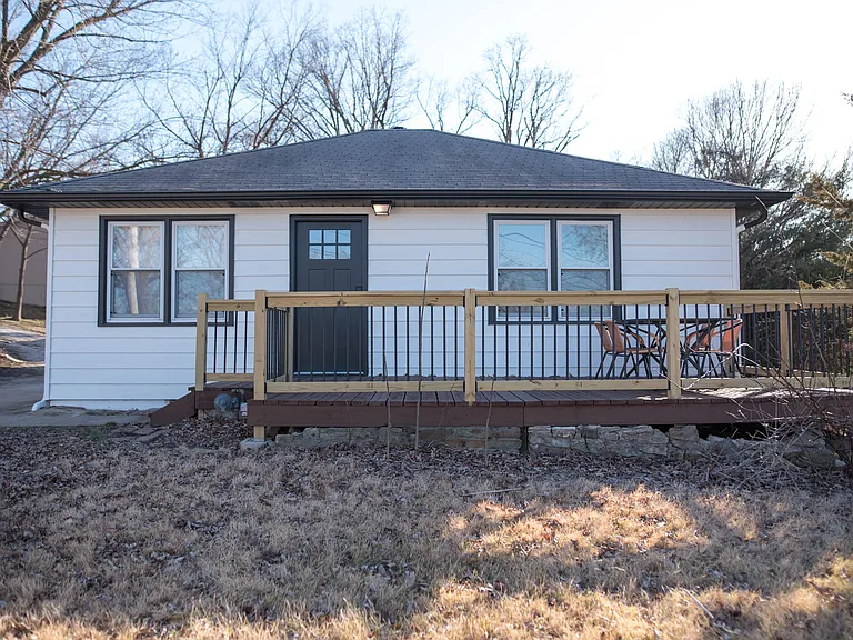 5522 N Bennington Ave — Photo 22