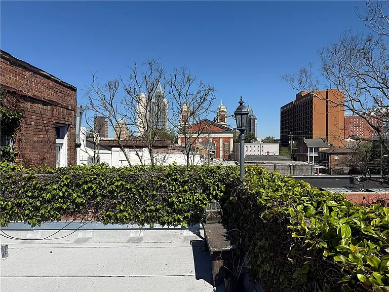 459 Dauphin St #D — Photo 21