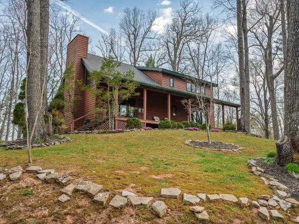1078 Powdermill Rd, Gatlinburg, TN 37738