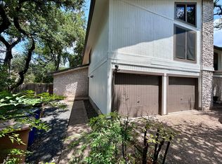 3617 Summit Bnd #B, Austin, TX 78759