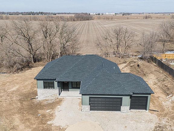 2nd image of 2855 Deer Path Court