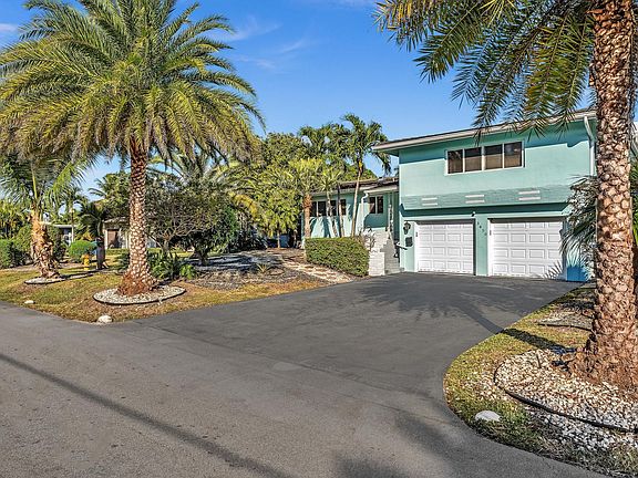 4th image of 3450 NE 19th Avenue