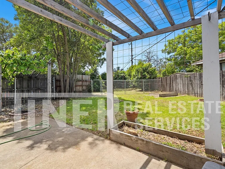 2720 Riesling Way — Photo 4