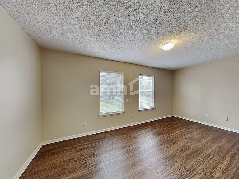 3353 Chapel Ct — Photo 19