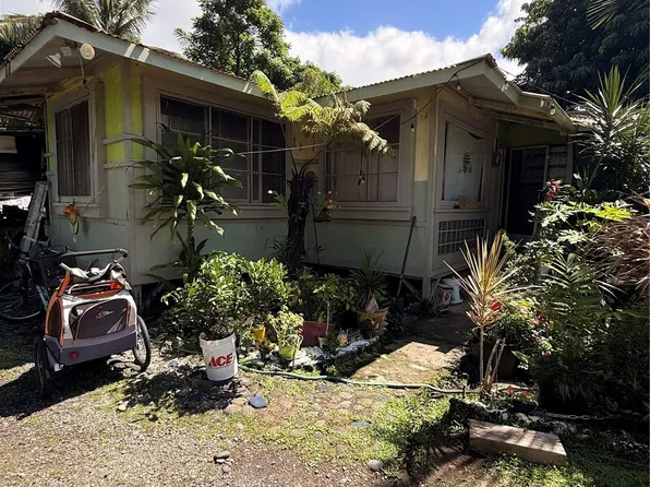 299 Andrews Ave, Hilo, HI 96720
