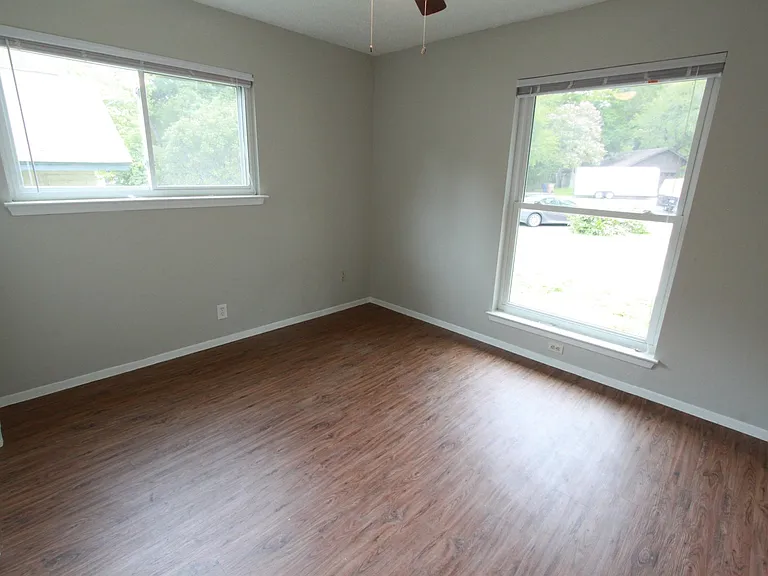 6606 Betty Cook Dr — Photo 18