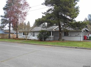 721 Hicks St, Silverton, OR 97381