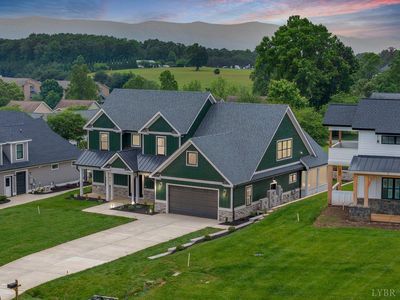 1050 Westerham Ct, Huddleston, VA, 24104