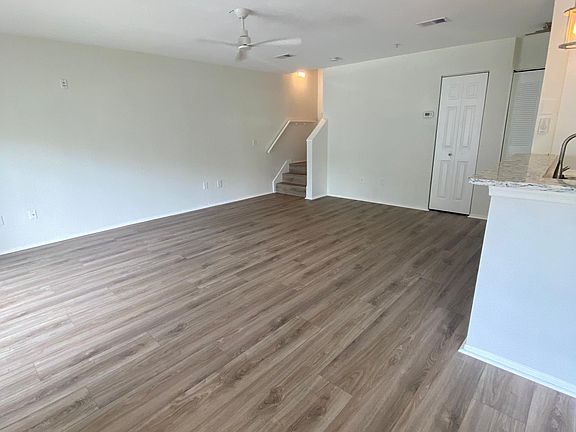 5th image of 850 S Tamiami Trl APT 326