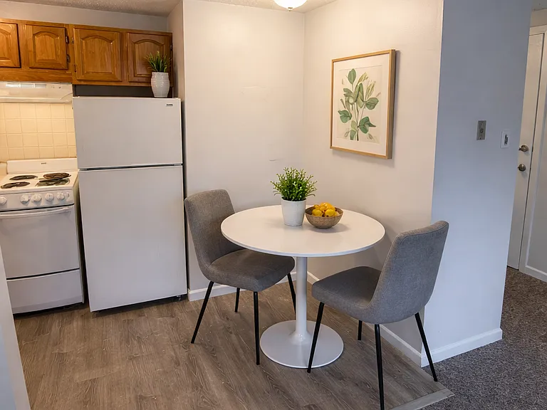 C3 - Kitchen (furnished)