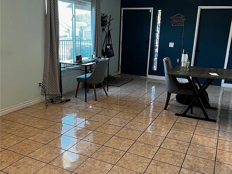 22950 Chambray Dr — Photo 3