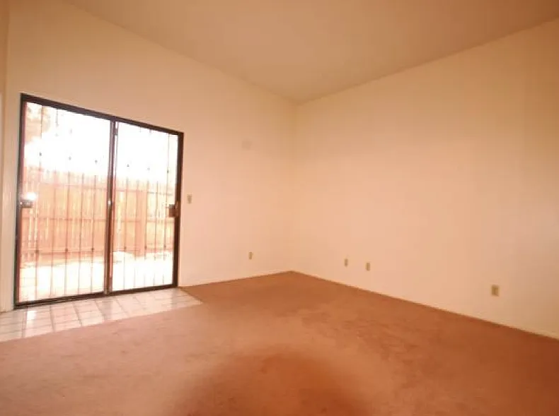 3 bed, 1600 sqft, $1,795 — Photo 4