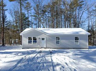 7 Strickland Ln, Arundel, ME 04046