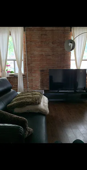 225 Gladstone Ave — Photo 136
