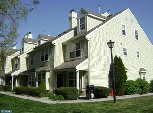 6612 Riverfront Dr #6612, Palmyra, NJ 08065