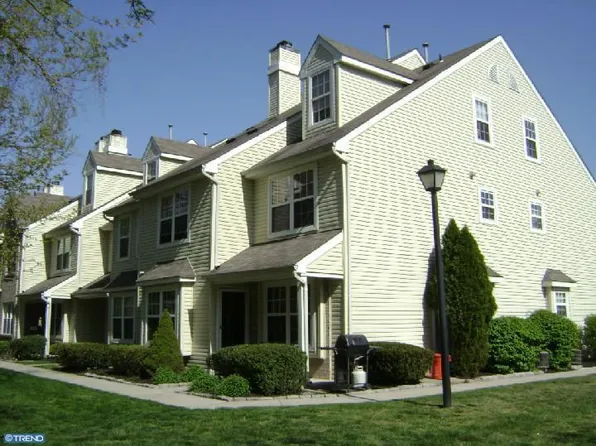 6612 Riverfront Dr #6612, Palmyra, NJ 08065