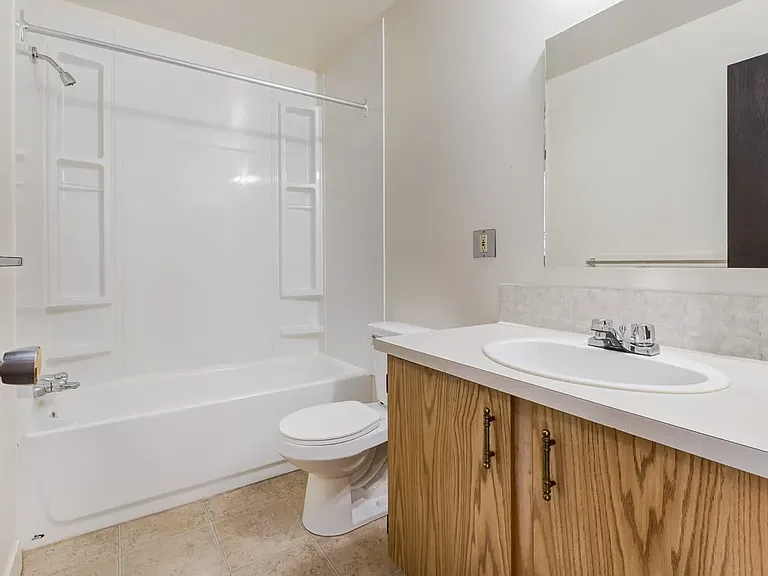 1 Huntington Hl NW — Photo 57