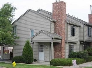 820 Summer Dr, Highlands Ranch, CO 80126