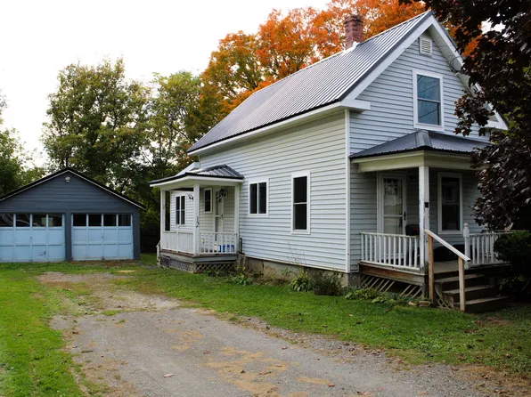 12 Smyrna Street, Houlton, ME 04730