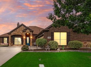 1402 Silver Lake Dr, Rockwall, TX 75087