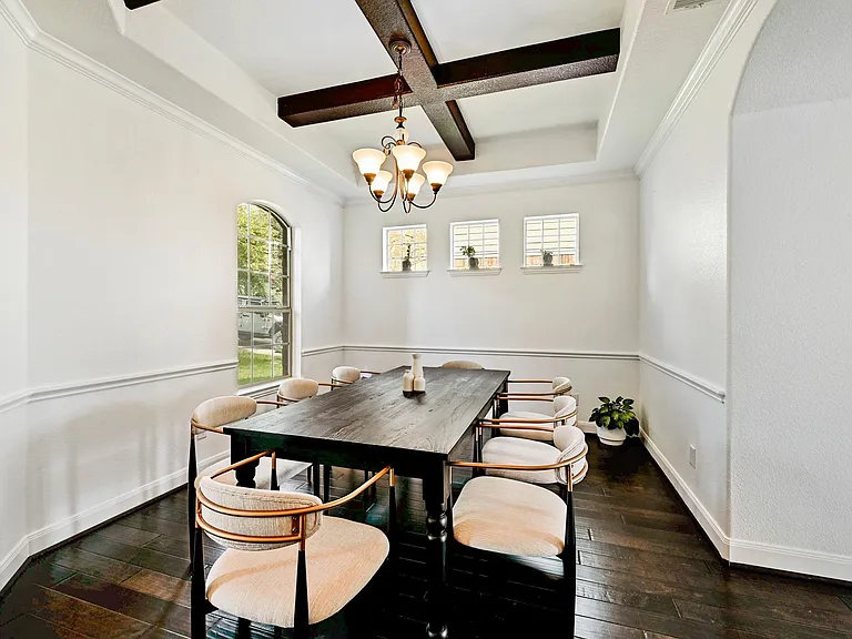 4303 Woodledge Pl — Photo 15
