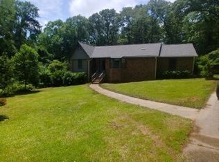 105 Crestwood Cir, Centerville, GA 31028