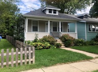 116 W Burlington Ave, Westmont, IL 60559