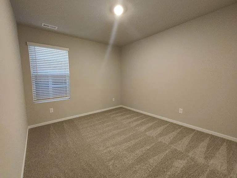1429 SW Pendleton Way — Photo 14