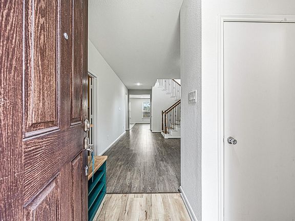 4th image of 4118 Lake Cypress Cir