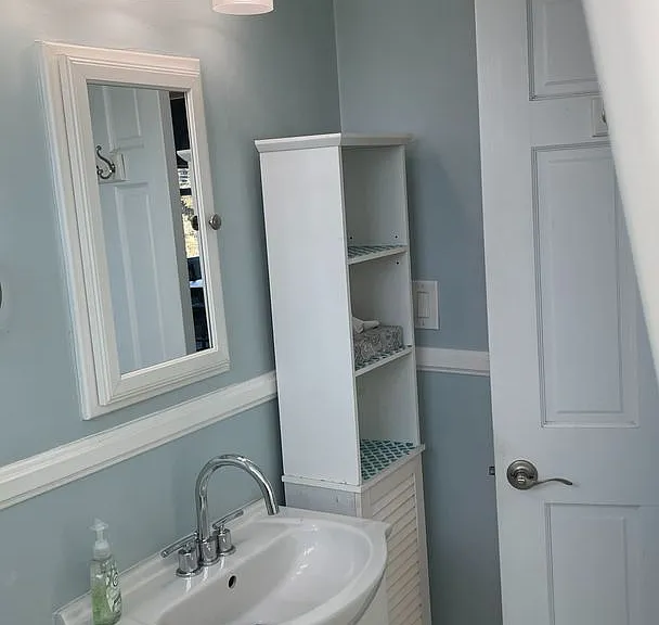 1401 Manhattan Beach Blvd — Photo 15