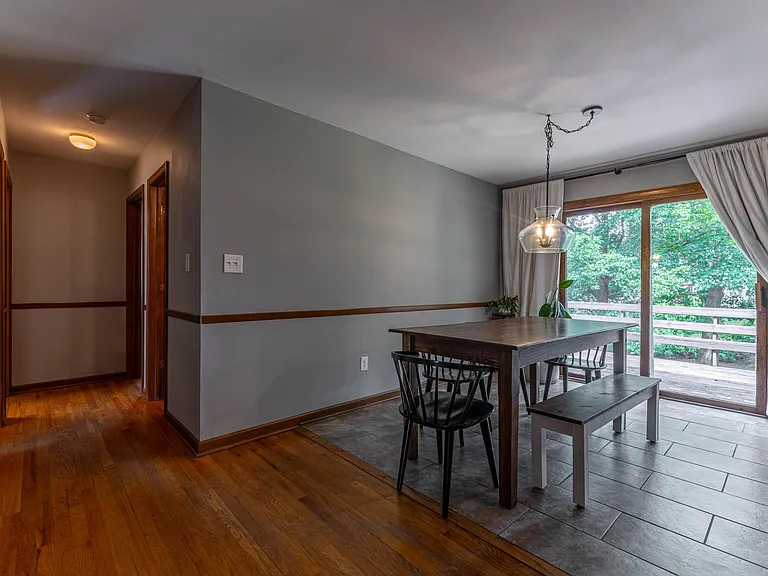 3312 Lynnwood Dr — Photo 17