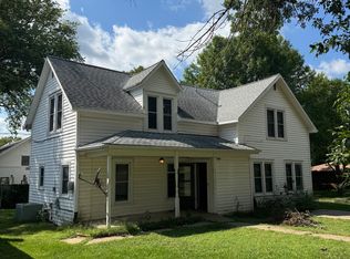 887 Poplar St, Syracuse, NE 68446