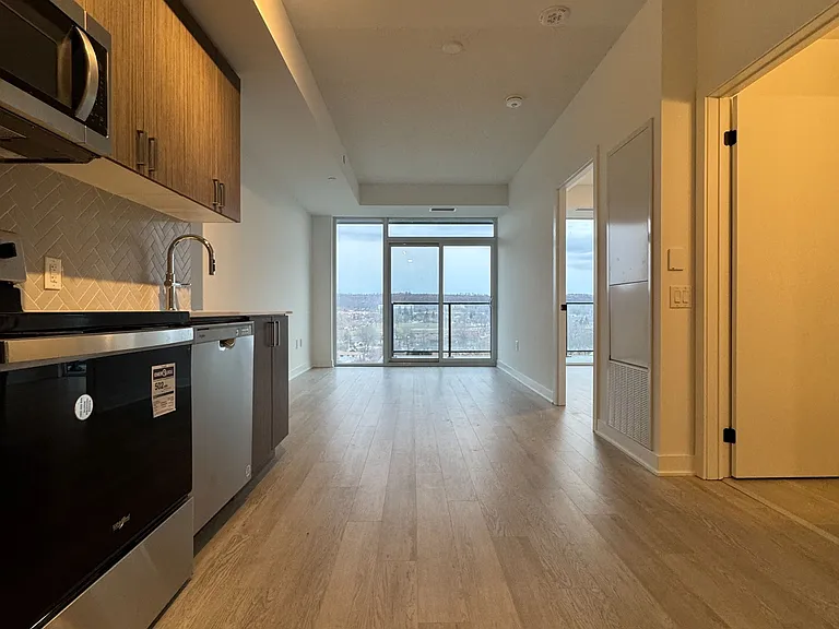 2782 Barton St E #704 — Photo 3