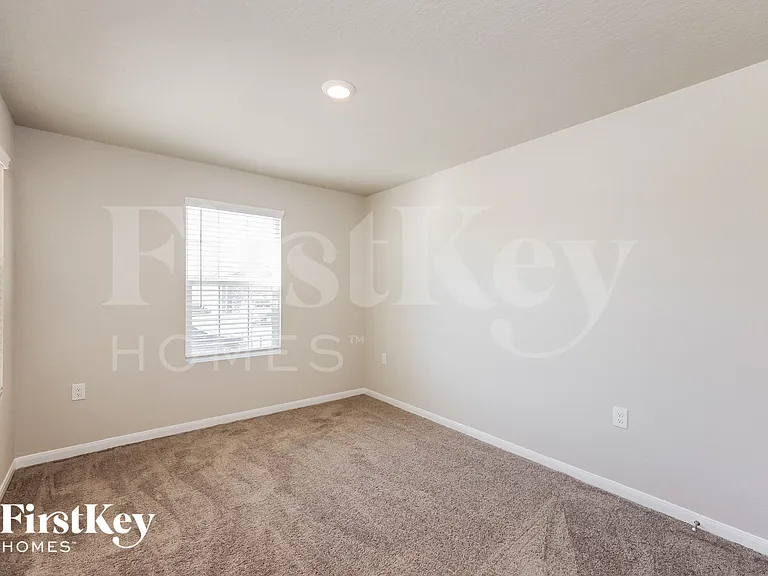 4435 Meadowland Pl — Photo 12