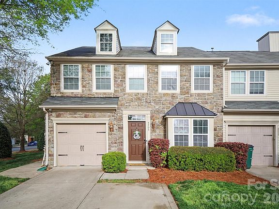 2nd image of 5705 Mossdale Ln