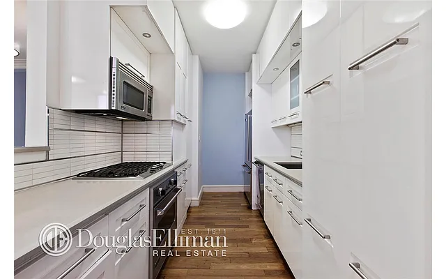 Sold by Douglas Elliman | media 4