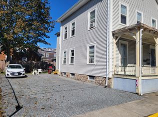 12 Tyler St #1, Newport, RI 02840