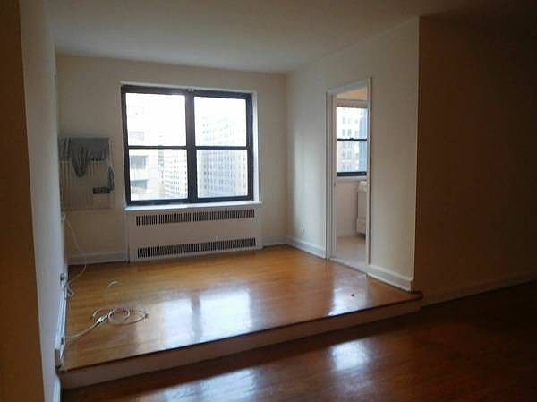 1st image of 246 E 46th St APT 4G
