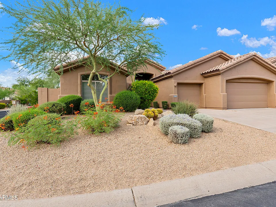 9060 E La Posada Ct