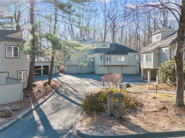 13 Byrne Court #E, Farmington, CT 06032
