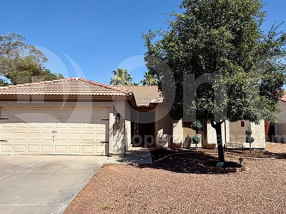 3rd image of 641 S Golden Key St