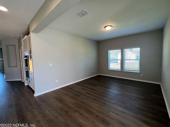5th image of 1058 WINDLEY Drive